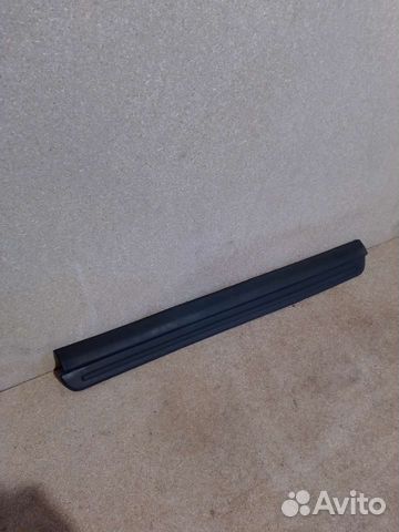 Накладка переднего правого порога Hyundai Sonata 5