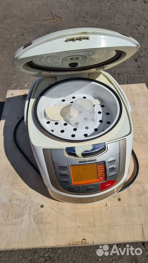 Мультиварка redmond