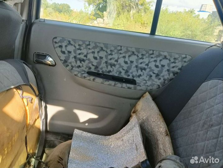 Обшивки дверей chery amulet a15