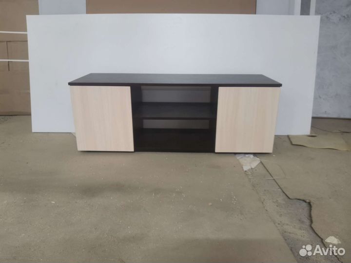 Тумба под телевизор новая