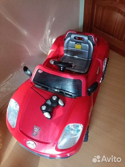 Детский электромобиль
