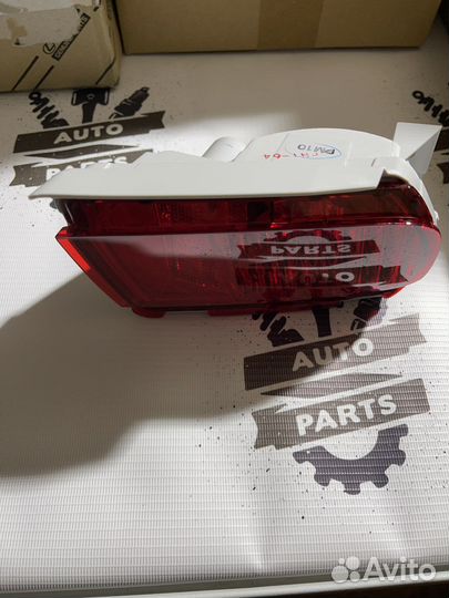 Фонарь заднего бампера правый Land Cruiser