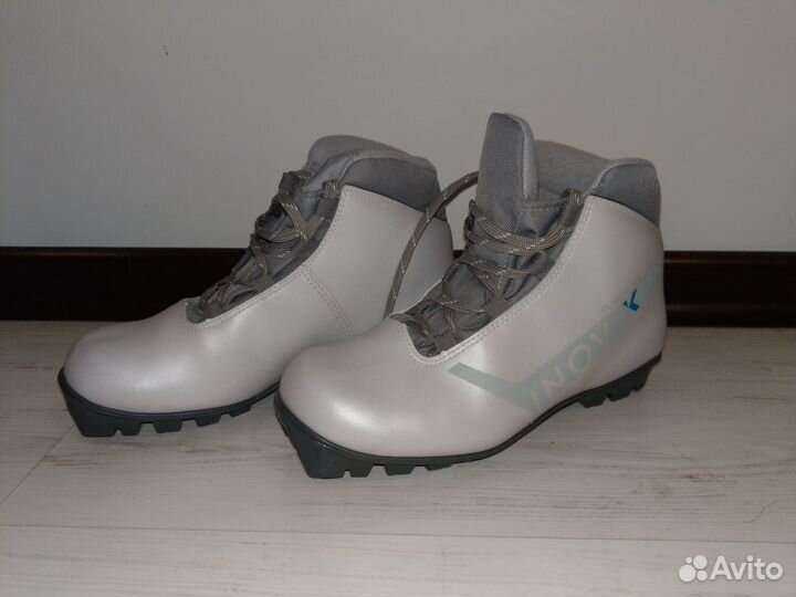 Ботинки для беговых лыж Inovik Classiс 130 Lady