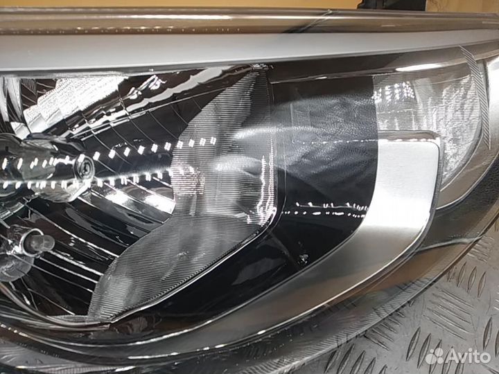Фара правая Hyundai Accent/Solaris