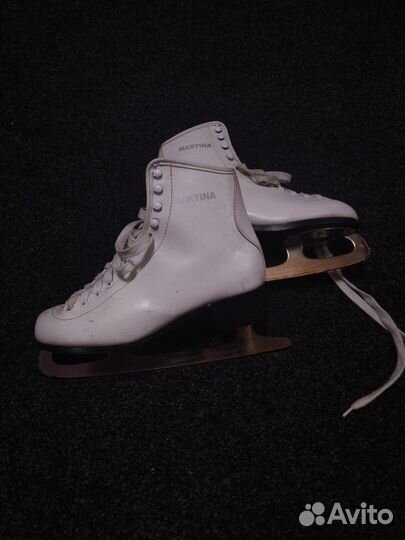 Коньки фигурные женские с мехом размер 39-40