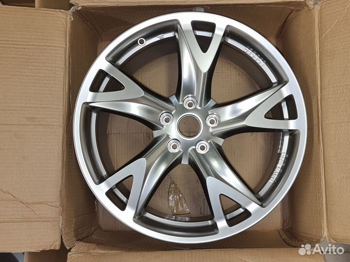 Ориг.кованый (F) диск R19 Nissan 370Z D0300-1EC4A