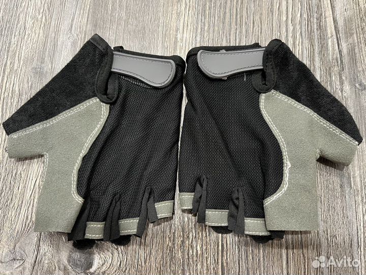 Перчатки велосипедные/спортивные