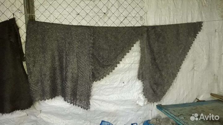 Пуховые шали, косынки, паутинки, платки