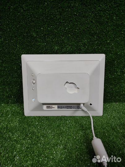 Цифровая фоторамка Philips 7FF2