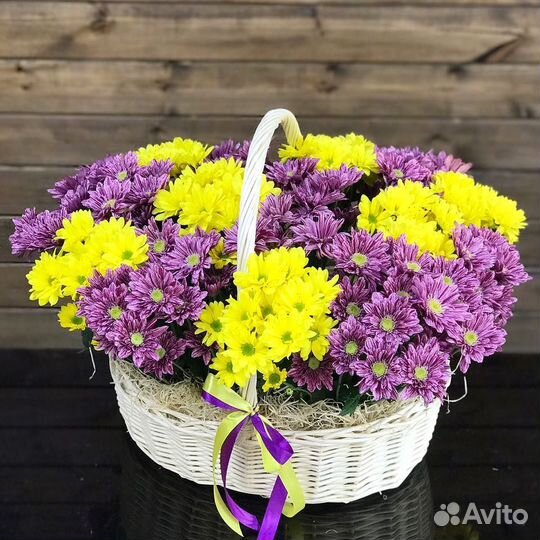 Корзина с цветами 019