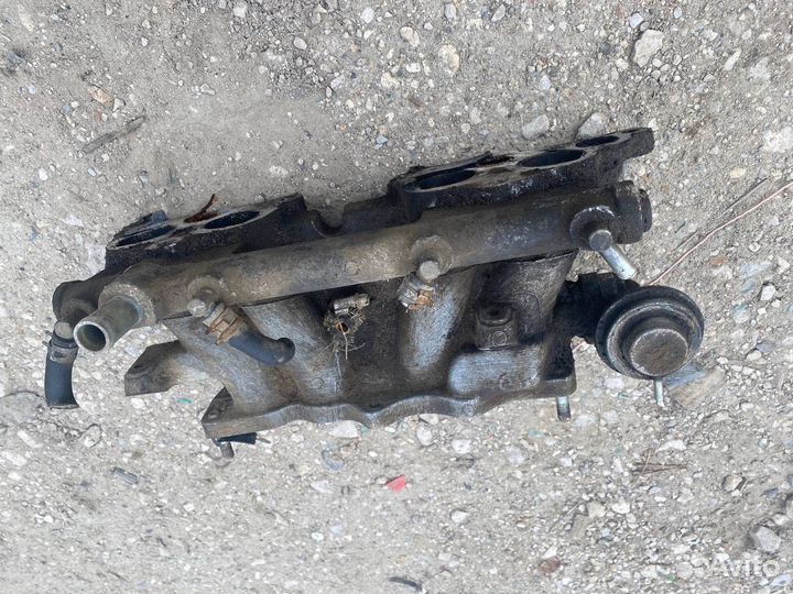 Коллектор впускной Kia Sportage внедорожник 2.0 FE