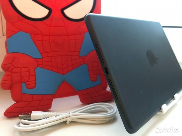 iPad mini 64гб симкарта (3G)