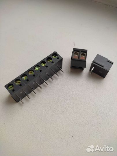 Клеммник винтовой 2 контакта