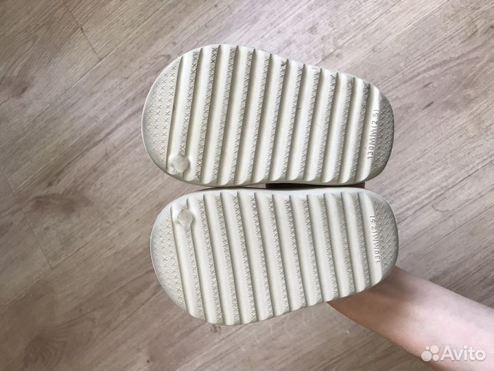 Сандали детские yeezy