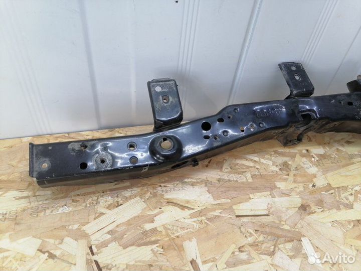 Рамка радиатора Toyota Corolla E150