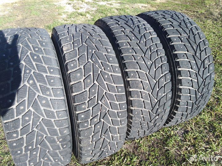 Dunlop Grandtrek Ice 02 225/65 R17