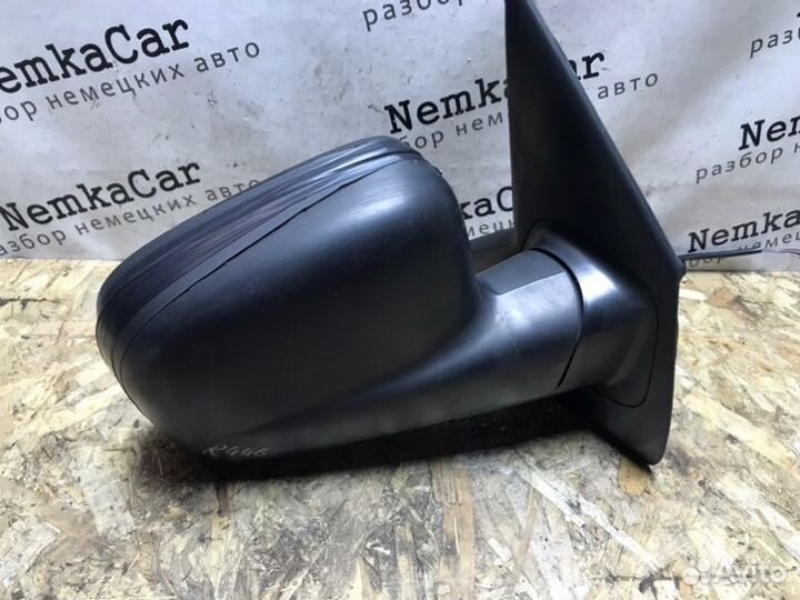 Зеркало правое Volkswagen Transporter T5 caravelle