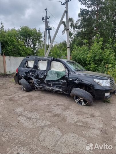 Toyota land cruiser 200 на разбор