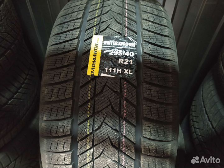 Roadmarch Winter XPro 999 295/40 R21 111H