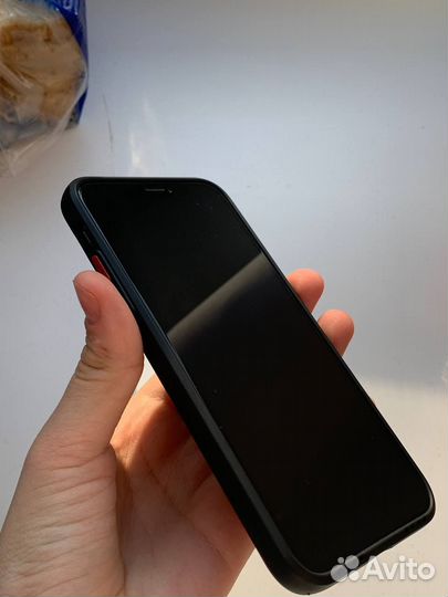 iPhone Xs, 256 ГБ