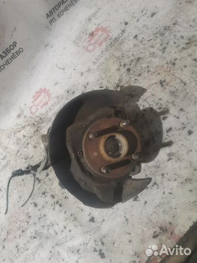 Ступица передняя правая Toyota Corolla AE110 5A-FE