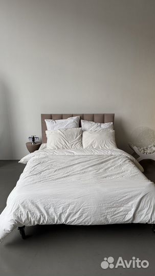 Кровать двухспальная 140 200