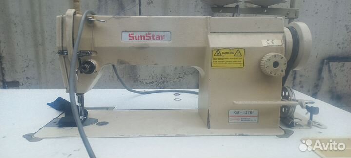 Продам швейную машинку