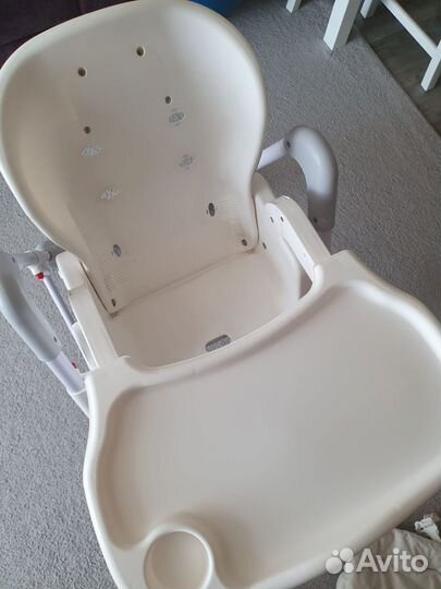 Стульчик для кормления babyton