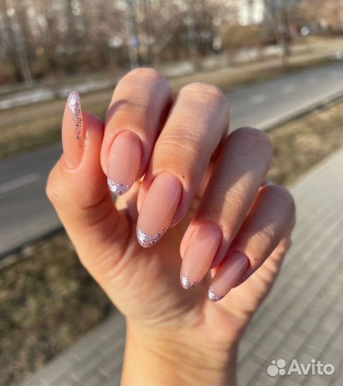 Маникюр,педикюр, наращивание ногтей