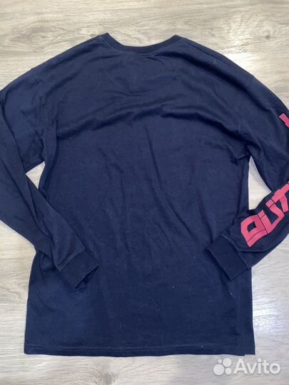 Лонгслив Outcast