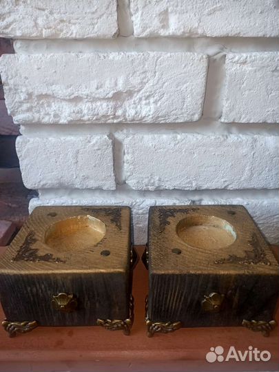 Подсвечники в готическом стиле