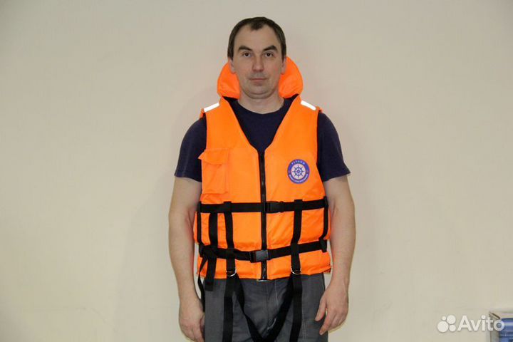 Жилет спасательный, универсальный 80-140 кг