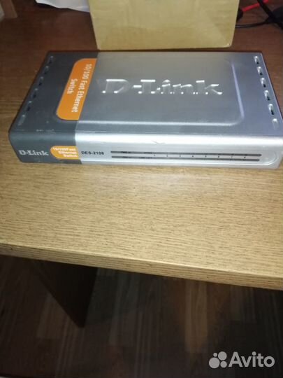 Коммутатор D-Link DES-2108/E/B