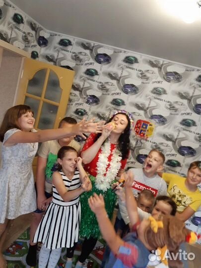 Костюм для аниматора, реквизит для праздника