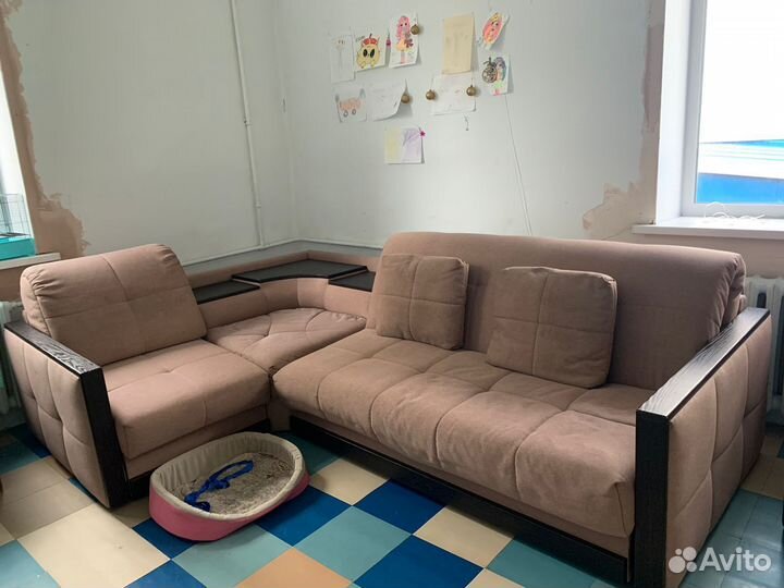 Угловой диван