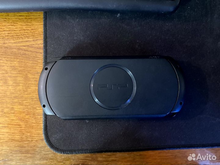 Sony psp e 1008