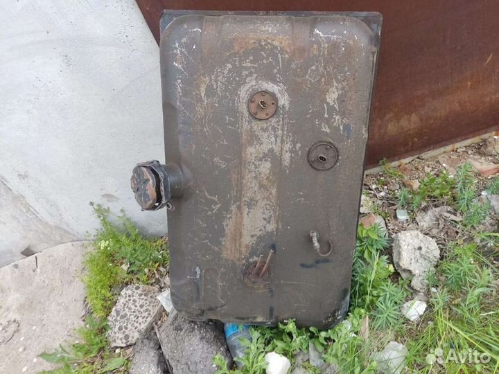 Топливный бак новый газ газон