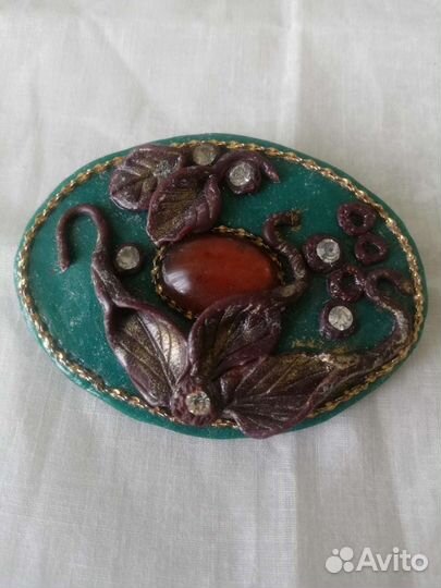 Броши кожаные,браслет медный, винтаж. Европа