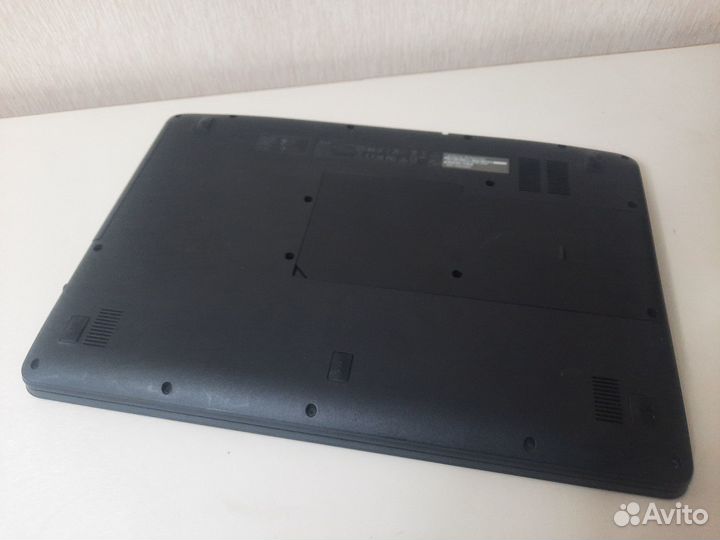 Acer aspire es1-533 (Cel3350, 4gb, hdd 500gb)