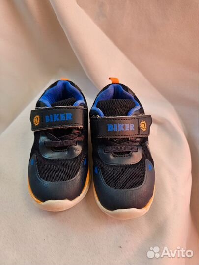 Кроссовки для мальчика