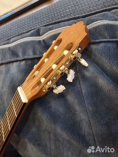 Гитара yamaha cs40 3/4 + чехол, бу в хор состоянии