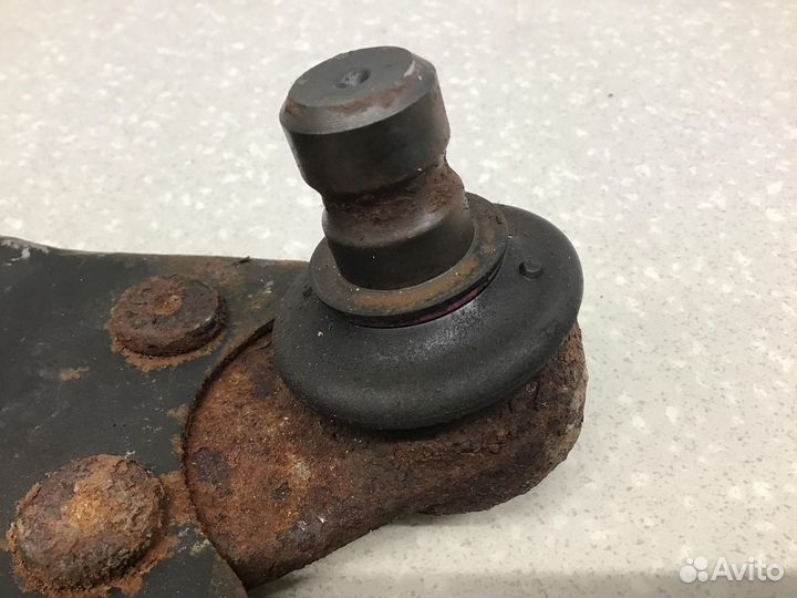 Рычаг передний правый Ford Focus III 2011