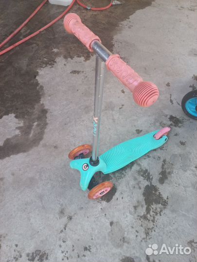 Детский трехколесный велосипед бу