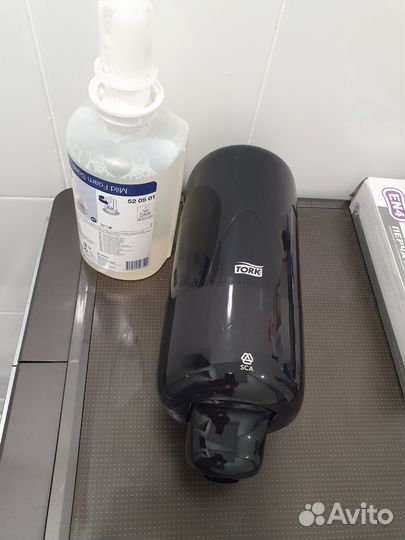 Диспенсер для мыла tork
