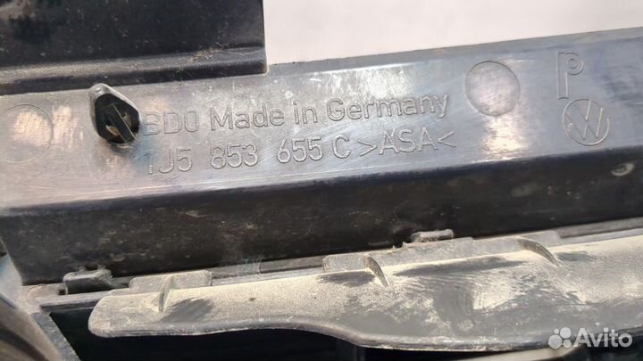 Решетка радиатора Volkswagen Bora, 1998