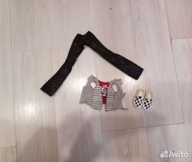 Одежда и аксессуары монстер хай дьюс