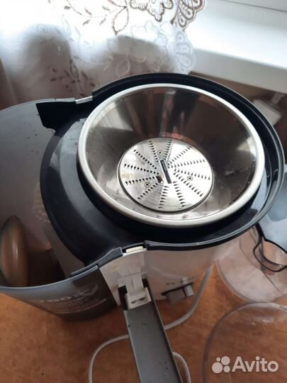 Соковыжималка новая bosch 700