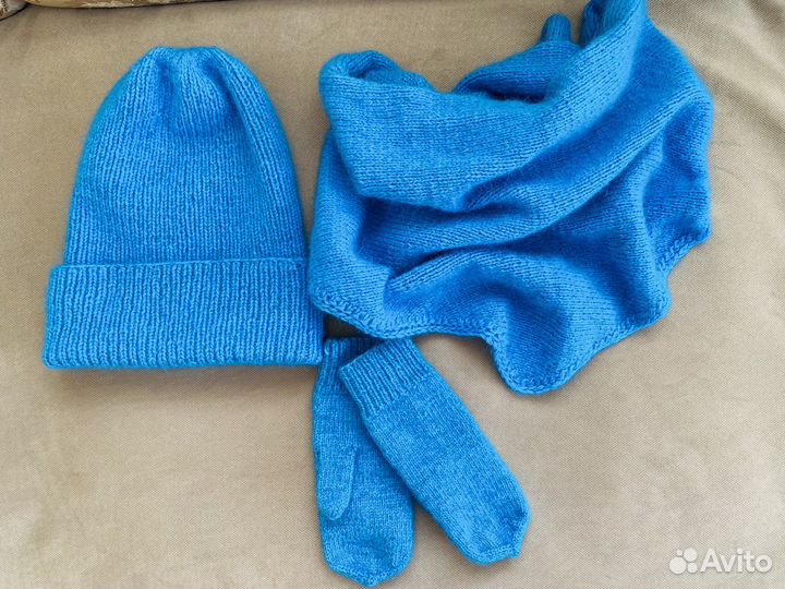 Шапка бактус варежки из пуха норки