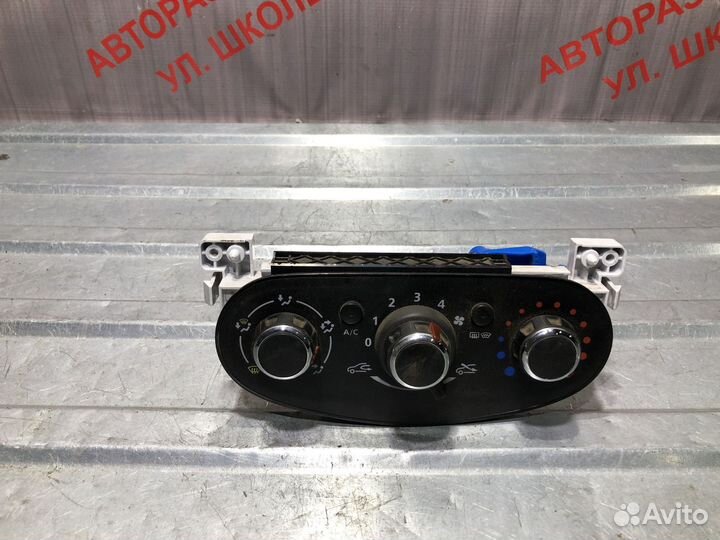 Блок управления печкой Дастер 1