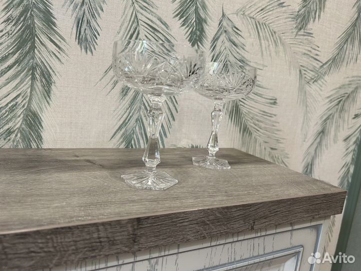 Хрустальные бокалы